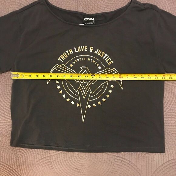 Her Universe NWT Wonder Woman WW84 Junior Large Gray Thick Lounge Crop Top Shirt - Picture 8 of 10